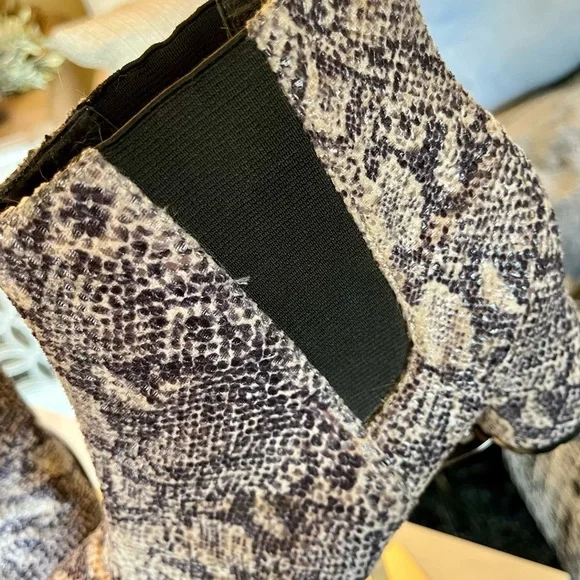 CHINESE LAUNDRY Faux Snakeskin Ankle Boots Women's‎ Size 9 - Picture 9 of 14